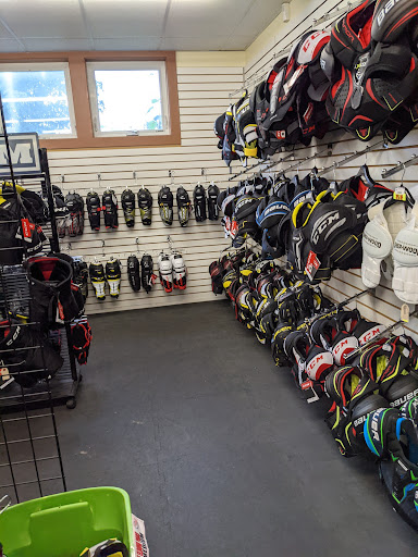 Sporting Goods Store «Stateline Sports», reviews and photos, 22 Bridge St, West Lebanon, NH 03784, USA