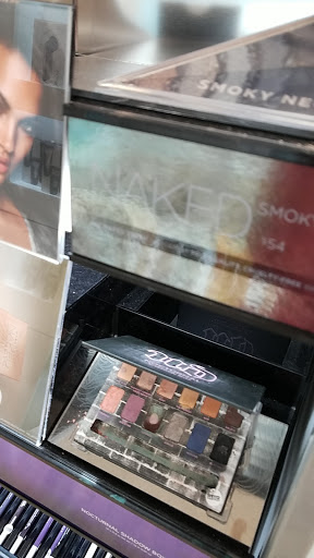 Hair Salon «Ulta Beauty», reviews and photos, 8210 Macedonia Commons Blvd #28, Macedonia, OH 44056, USA