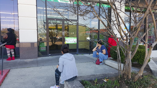 Dollar Store «Dollar Tree», reviews and photos, 1303 N Collins St #401, Arlington, TX 76011, USA