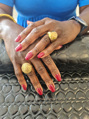 SOKO Nails - Schönheitssalon