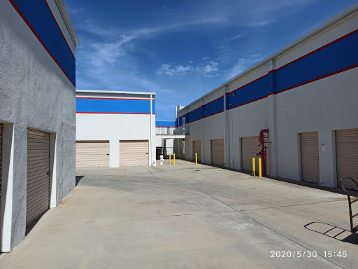 Self-Storage Facility «Stor-It Self Storage Costa Mesa», reviews and photos, 961 W 17th St, Costa Mesa, CA 92627, USA