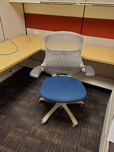 Office Furniture Store «Office Liquidation Inc», reviews and photos, 1038 Arlington St, Orlando, FL 32805, USA