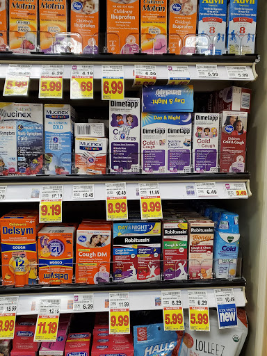 Grocery Store «Kroger», reviews and photos, 910 Athens Hwy, Loganville, GA 30052, USA