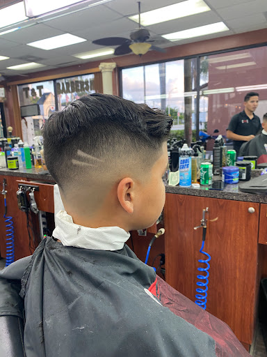 Barber Shop «T&T Barbershop», reviews and photos, 2215 S Federal Hwy, Fort Lauderdale, FL 33316, USA