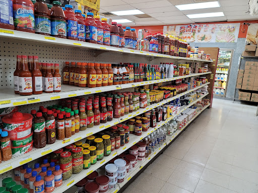 Mexican Grocery Store «La Mexicana», reviews and photos, 1522 E Lake St, Minneapolis, MN 55407, USA