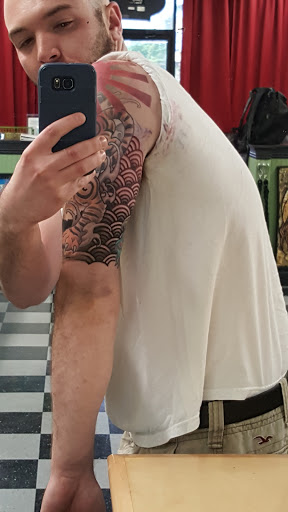 Tattoo Shop «Twisted Anchor Tattoo», reviews and photos, 1101 Government St, Ocean Springs, MS 39564, USA