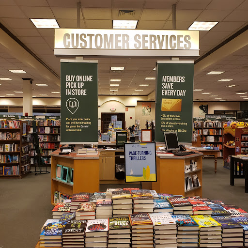 Book Store «Barnes & Noble», reviews and photos, 150 Granite St, Braintree, MA 02184, USA