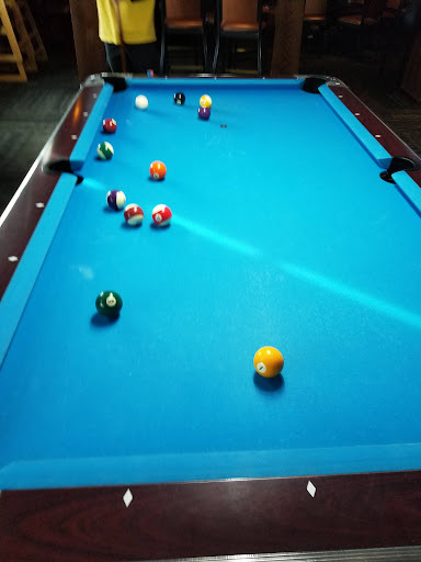 Sports Bar «Brass Rail Sports Bar, Restaurant & Pool Hall», reviews and photos, 4940 NE 81st St, Kansas City, MO 64119, USA