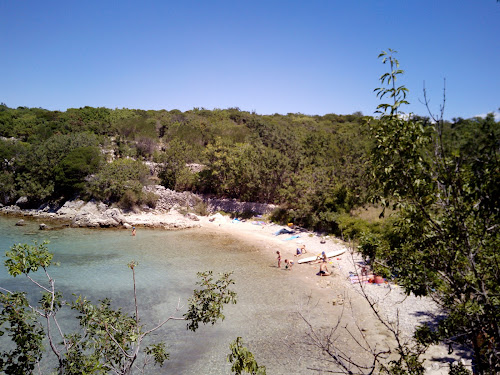 Brnestre beach photo #2