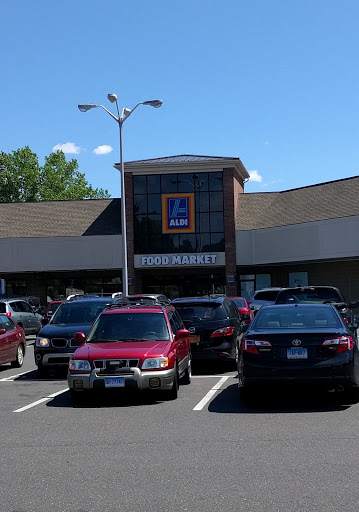 Supermarket «ALDI», reviews and photos, 63 Newtown Rd, Danbury, CT 06810, USA