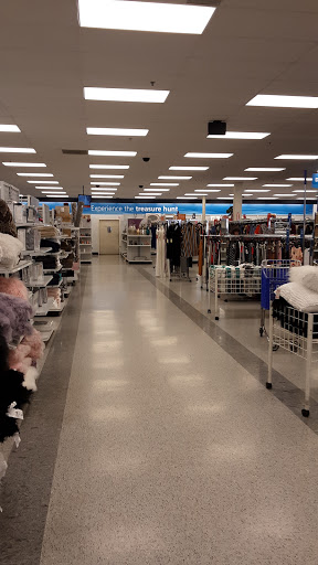 Clothing Store «Ross Dress for Less», reviews and photos, 620 Triangle Shopping Center, Longview, WA 98632, USA