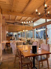 Atmosphère du Restaurant La Table du Yeti à Le Dévoluy - n°3