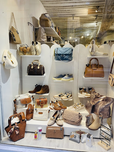 Magasin de chaussures Bel&fee Apt