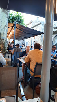 Atmosphère du Restaurant Le Bouchon à Aiguèze - n°14