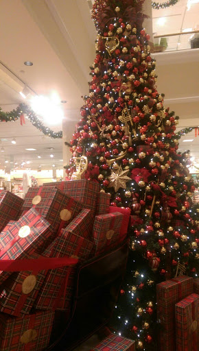 Department Store «Von Maur», reviews and photos, 7700 E Kellogg Dr N, Wichita, KS 67207, USA
