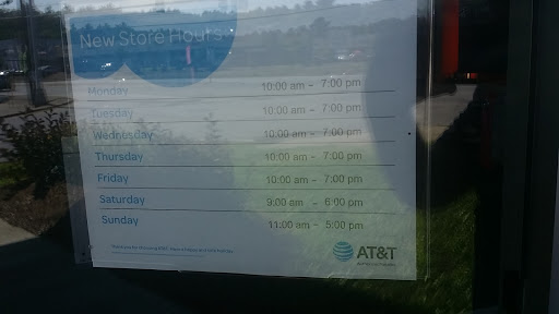 Cell Phone Store «AT&T Authorized Retailer», reviews and photos, 356 Amherst St, Nashua, NH 03063, USA