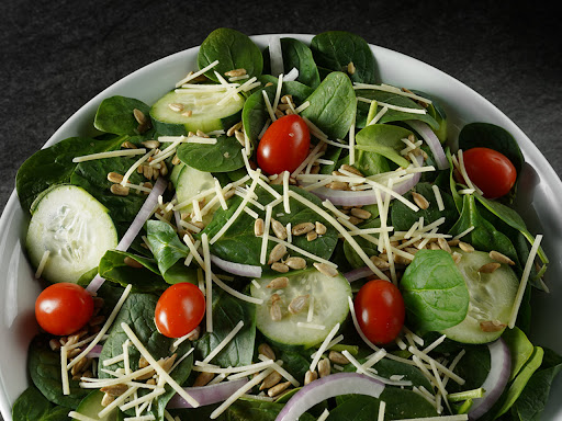 Pizza Restaurant «Round Table Pizza», reviews and photos, 1359 Washington Ave, San Leandro, CA 94577, USA