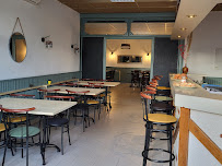 Atmosphère du Restaurant La Brasserie Amandinoise à Saint-Amand-Longpré - n°1