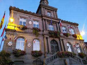 Photo n°64 de Hôtel restaurant Saint-Pierre à Villedieu-les-Poêles-Rouffigny ()