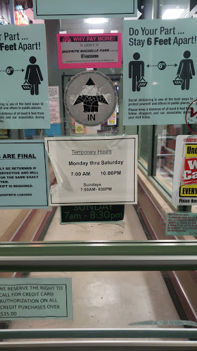 Liquor Store «ShopRite Wines & Spirits», reviews and photos, 220 W Passaic St, Rochelle Park, NJ 07662, USA