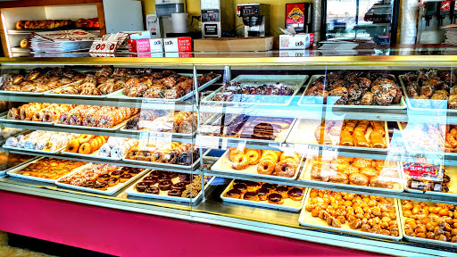 Donut Shop «Donut Land», reviews and photos, 19350 SW Boones Ferry Rd, Tualatin, OR 97062, USA