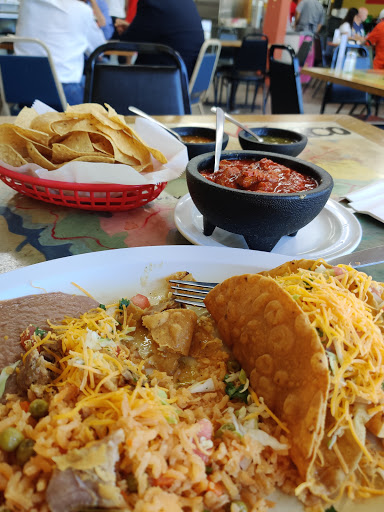 Mexican Restaurant «Los Alamos», reviews and photos, 1667 Summit St, Kansas City, MO 64108, USA