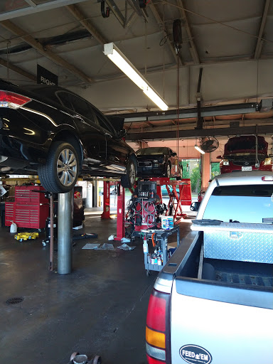 Tire Shop «Firestone Complete Auto Care», reviews and photos, 13815 Warwick Blvd, Newport News, VA 23602, USA