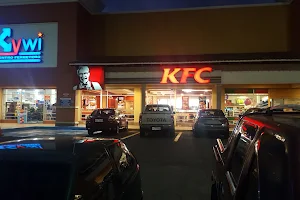 KFC - Sangolquí image