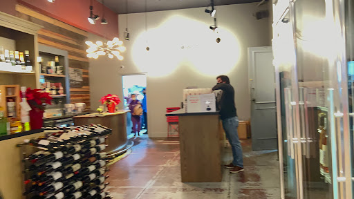 Wine Store «Swirl On Castro», reviews and photos, 572 Castro St, San Francisco, CA 94114, USA