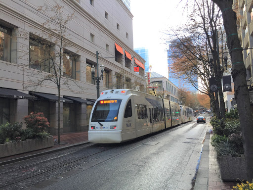 Shopping Mall «Pioneer Place», reviews and photos, 700 SW 5th Ave, Portland, OR 97204, USA