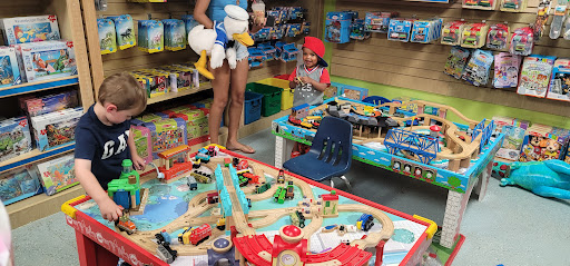 Toy Store «Hatteras Island Toy Store», reviews and photos, 46928 NC-12, Buxton, NC 27920, USA