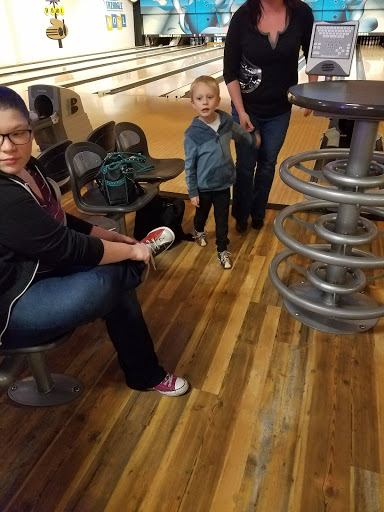 Bowling Alley «Triangle Bowl», reviews and photos, 700 Triangle Ctr, Longview, WA 98632, USA