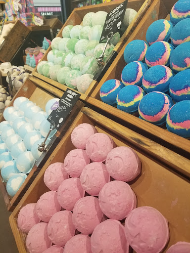 Cosmetics Store «Lush», reviews and photos, 3195 28th St SE, Kentwood, MI 49512, USA
