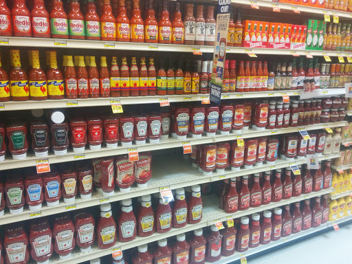 Shopping Mall «Quail Hill Shopping Center», reviews and photos, 6501 - 6875 Quail Hill Pkwy, Irvine, CA 92603, USA