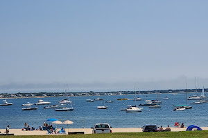 Veterans Park Beach