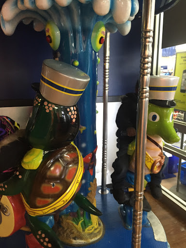 Shopping Mall «Crossroads Shopping Center», reviews and photos, 1525 U.S. 41, Schererville, IN 46375, USA