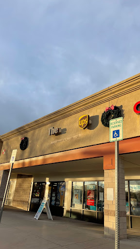 Shipping and Mailing Service «The UPS Store #3752», reviews and photos, 8156 S Wadsworth Blvd, Littleton, CO 80128, USA