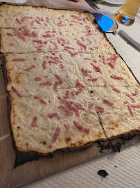 Tarte flambée du Restaurant de spécialités alsaciennes Restaurant Sandkischt à Strasbourg - n°10