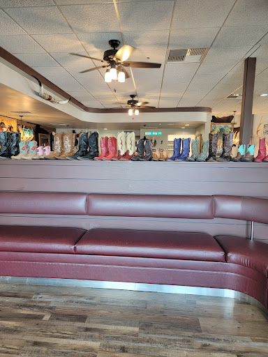 Shopping Mall «Mesa Grand Shopping Center», reviews and photos, 1955 S Stapley Dr, Mesa, AZ 85204, USA