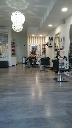 Avaliações doAndré Spinola hairdressing em Lagos - Cabeleireiro