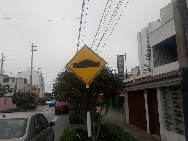 Av. Lima 554, San Miguel 15086