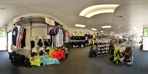 Bicycle Store «Atlanta Cycling - Vinings», reviews and photos, 4335 Cobb Pkwy, Atlanta, GA 30339, USA