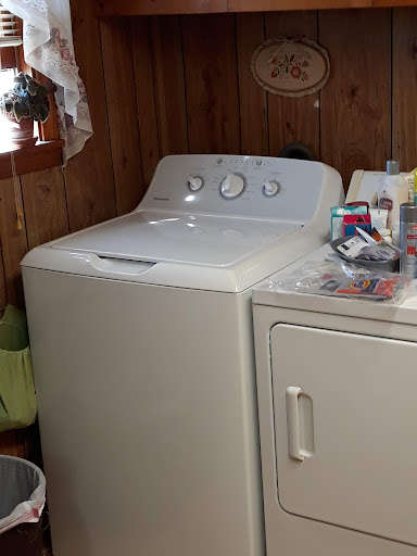 Furniture Store «Brown Furniture & Appliance», reviews and photos, 405 Jefferson Ave, West Plains, MO 65775, USA