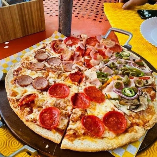 Tito's Pizza