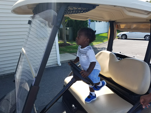 Golf Course «Wintonbury Hills Golf Course», reviews and photos, 206 Terry Plains Rd, Bloomfield, CT 06002, USA