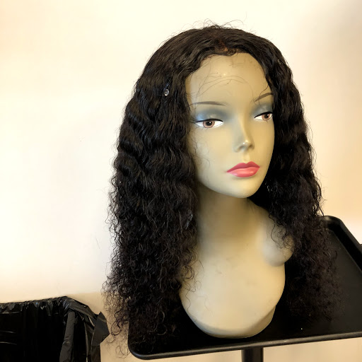 Beauty Salon «Ooh La La Saloon», reviews and photos, 1133 Silas Creek Pkwy, Winston-Salem, NC 27127, USA