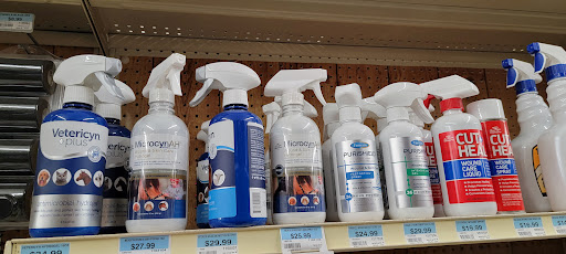 Home Improvement Store «Tractor Supply Co.», reviews and photos, 540 Water St #100, Chardon, OH 44024, USA