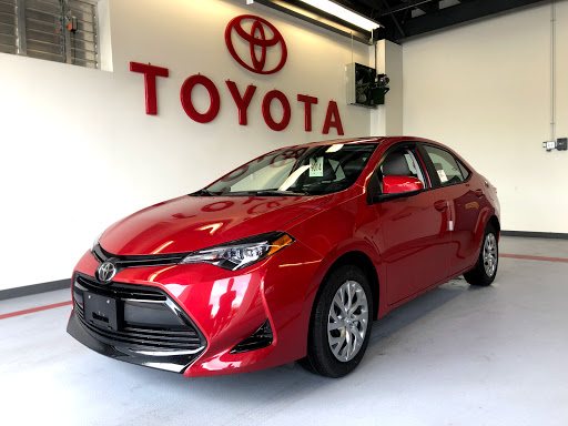 Car Dealer «Torrington Toyota», reviews and photos