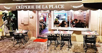 Atmosphère du Restaurant français Crêperie de la place à Melun - n°1