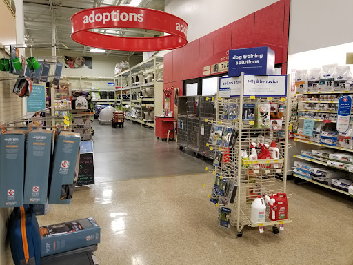 Pet Supply Store «PetSmart», reviews and photos, 4749 Valley View Blvd NW, Roanoke, VA 24012, USA